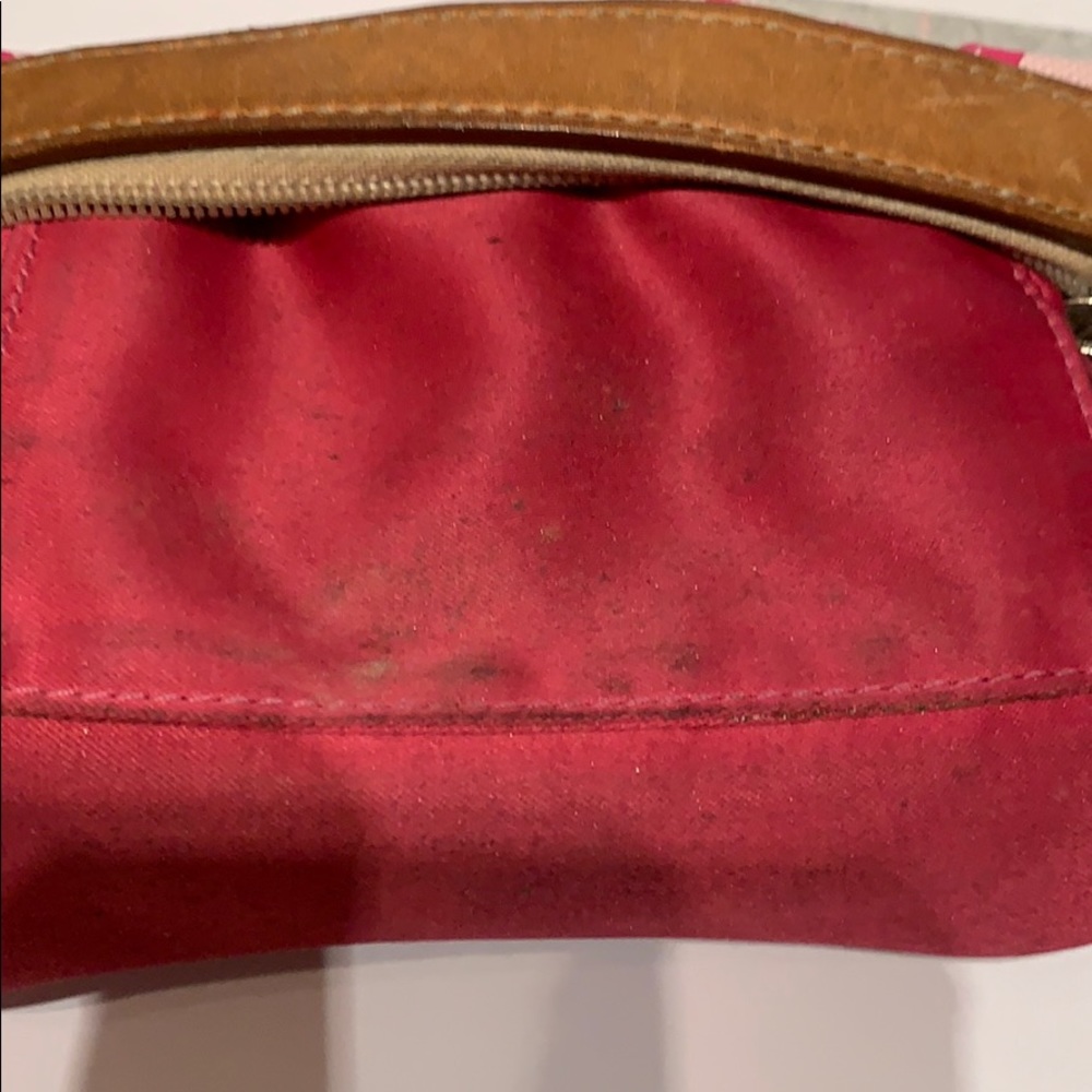 COACH pink wallet/wristlet GUC 6”x5” no strap - Picture 6 of 9